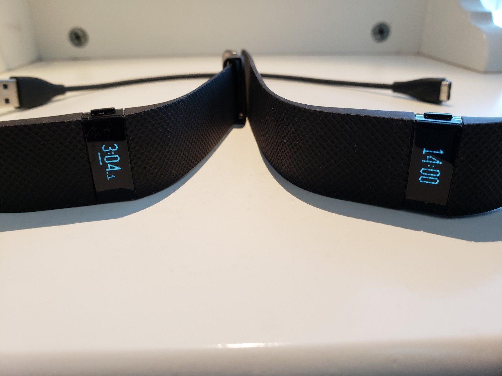Two New Fitbit Charge HR Wireless Activity & Heart Rate, Large, Blk, Wristbands