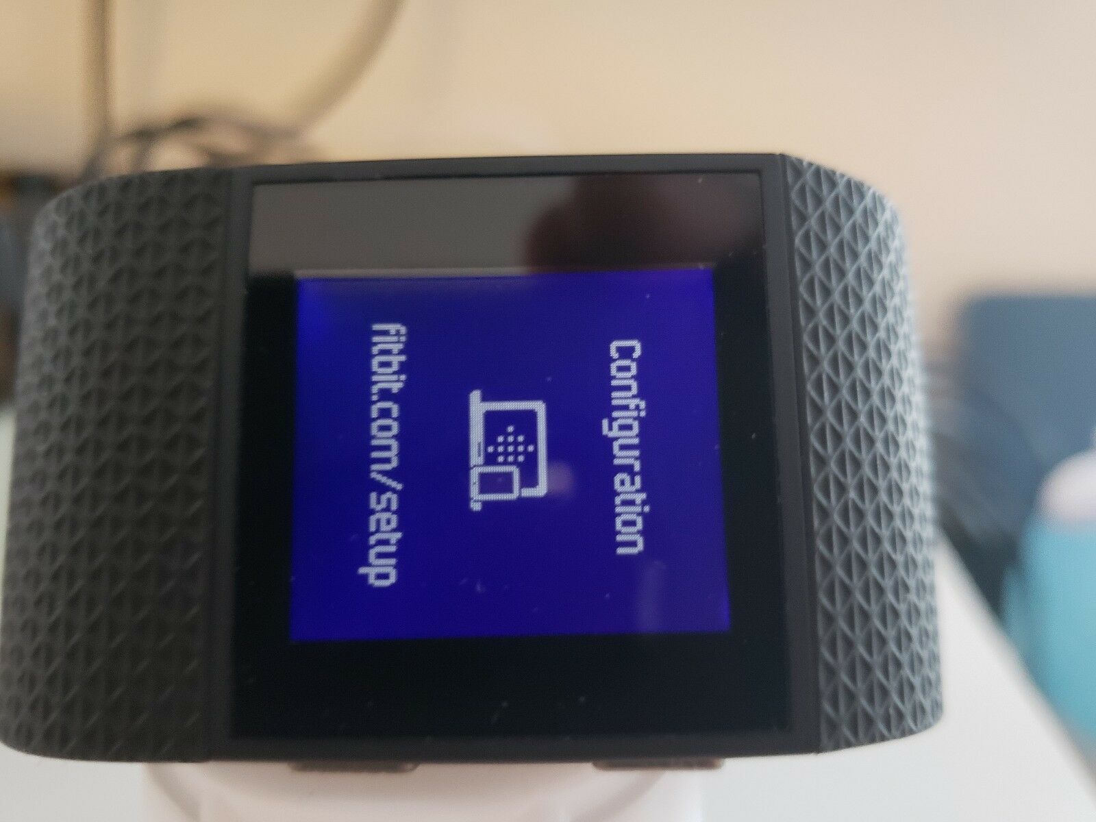 Large Fitbit Surge Fitness Superwatch with GPS, Heartrate/Long Battery Life